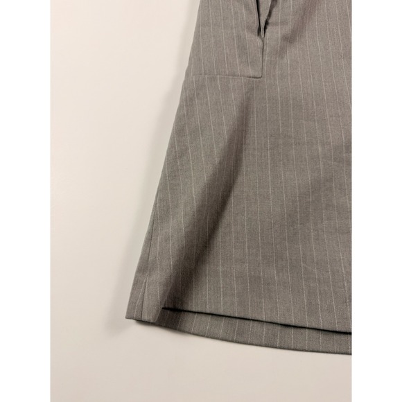 Banana Republic Womens Grey Pinstripe Sleeveless Tie Neck Keyhole Work Top Small - Picture 5 of 11